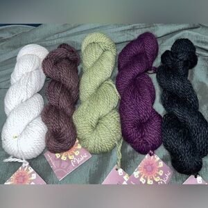 Mirasol Miski Baby Llama Yarn - 5 Skein Lot
